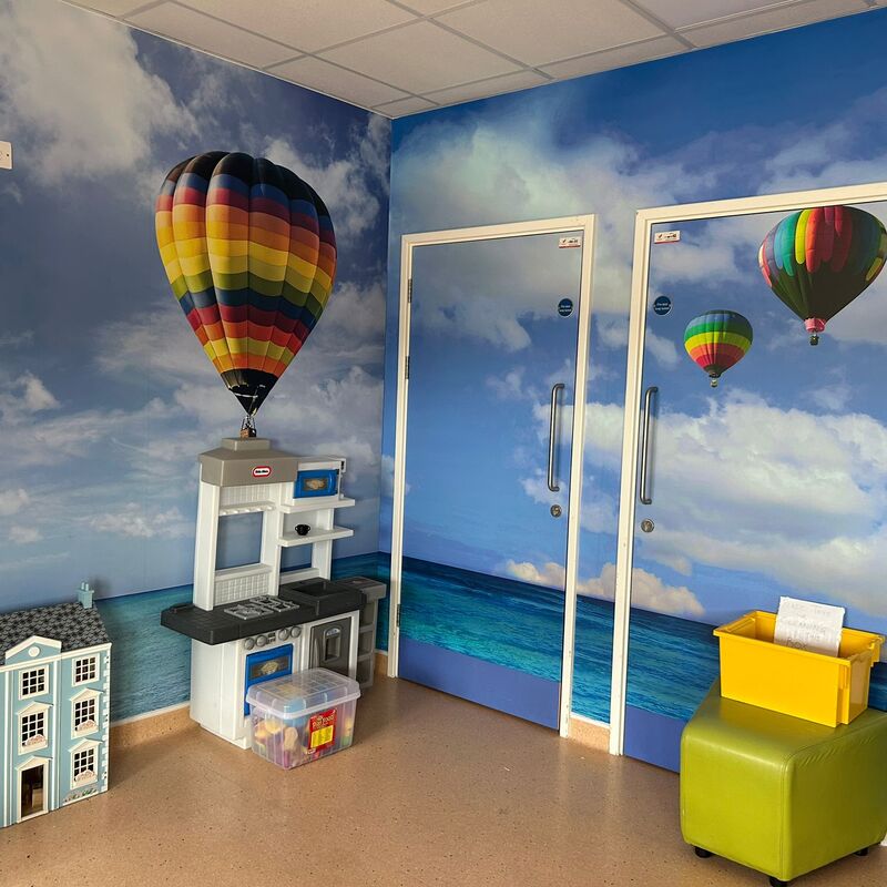 More balloons to brighten up the playroom - this digital wallpaper is brilliant
